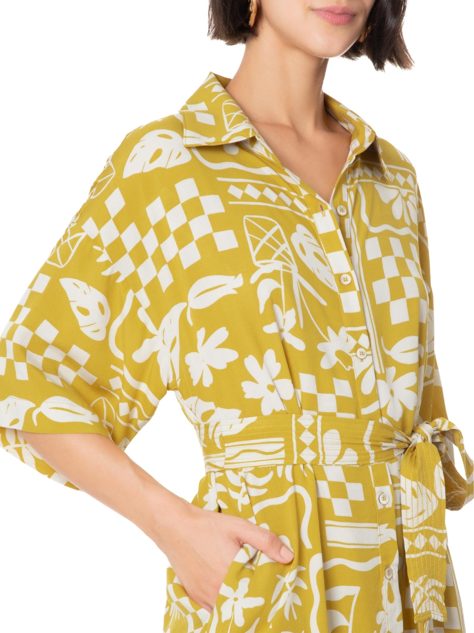 Vestido Chemise Bordado Estampa Barrio Amarelo Cantão