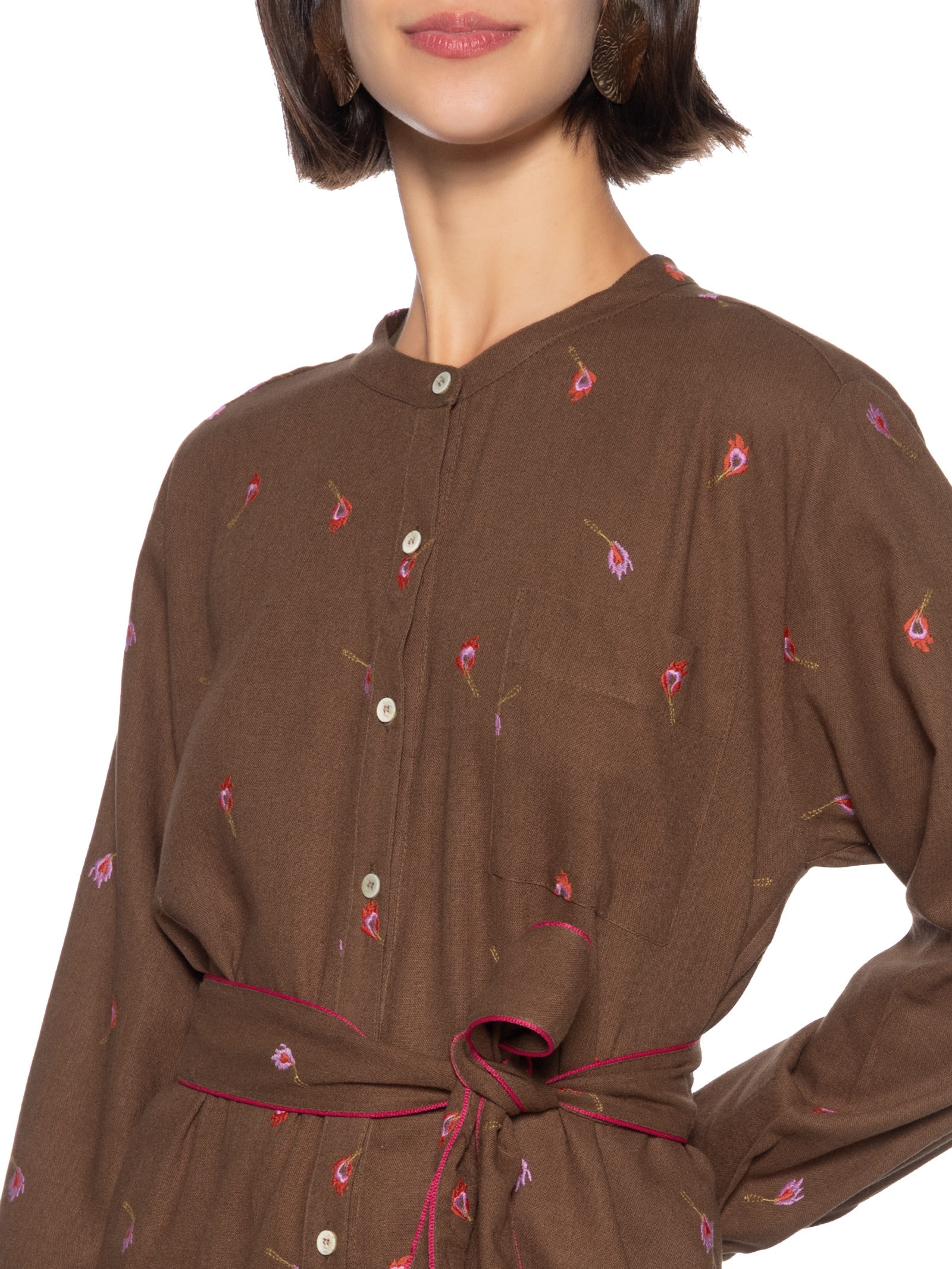 Vestido Chemisier Linho Bordados Fósforo Marrom Cantão