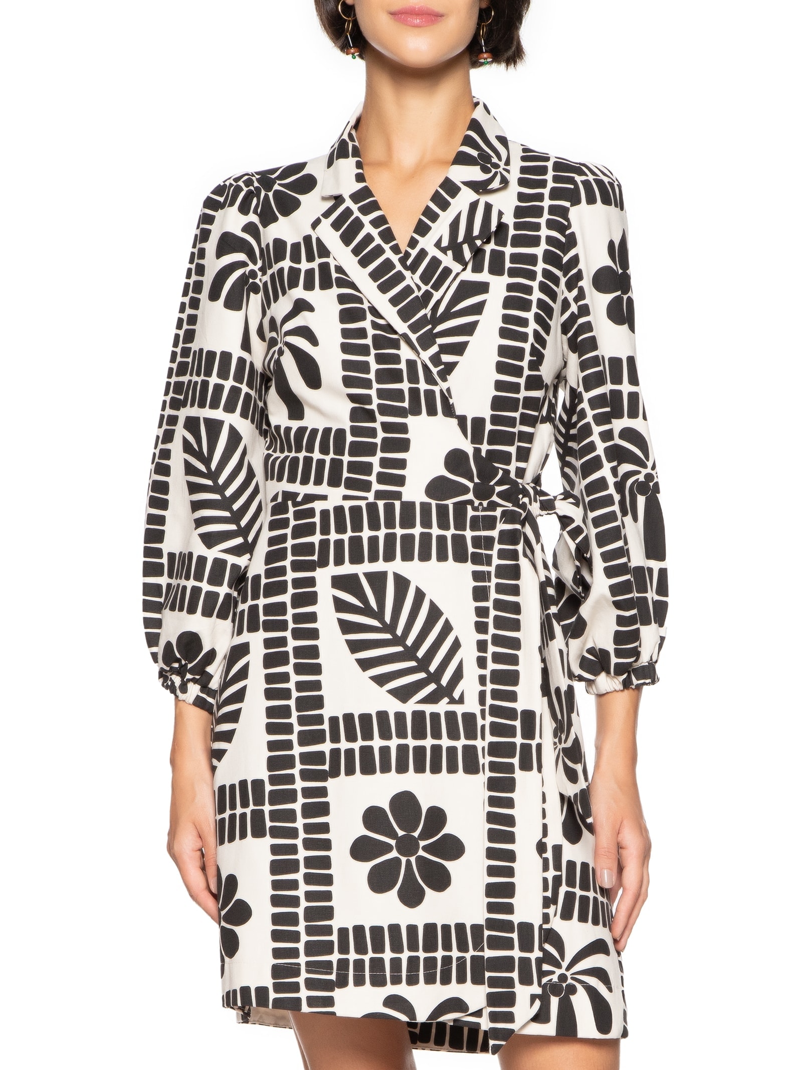 Vestido Curto Cachecouer Gola Alfaiataria Branco Cacay