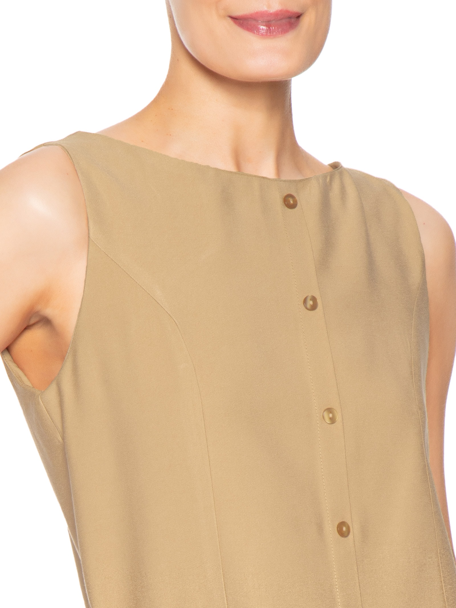 Vestido Curto Decote Canoa Bege Basiq