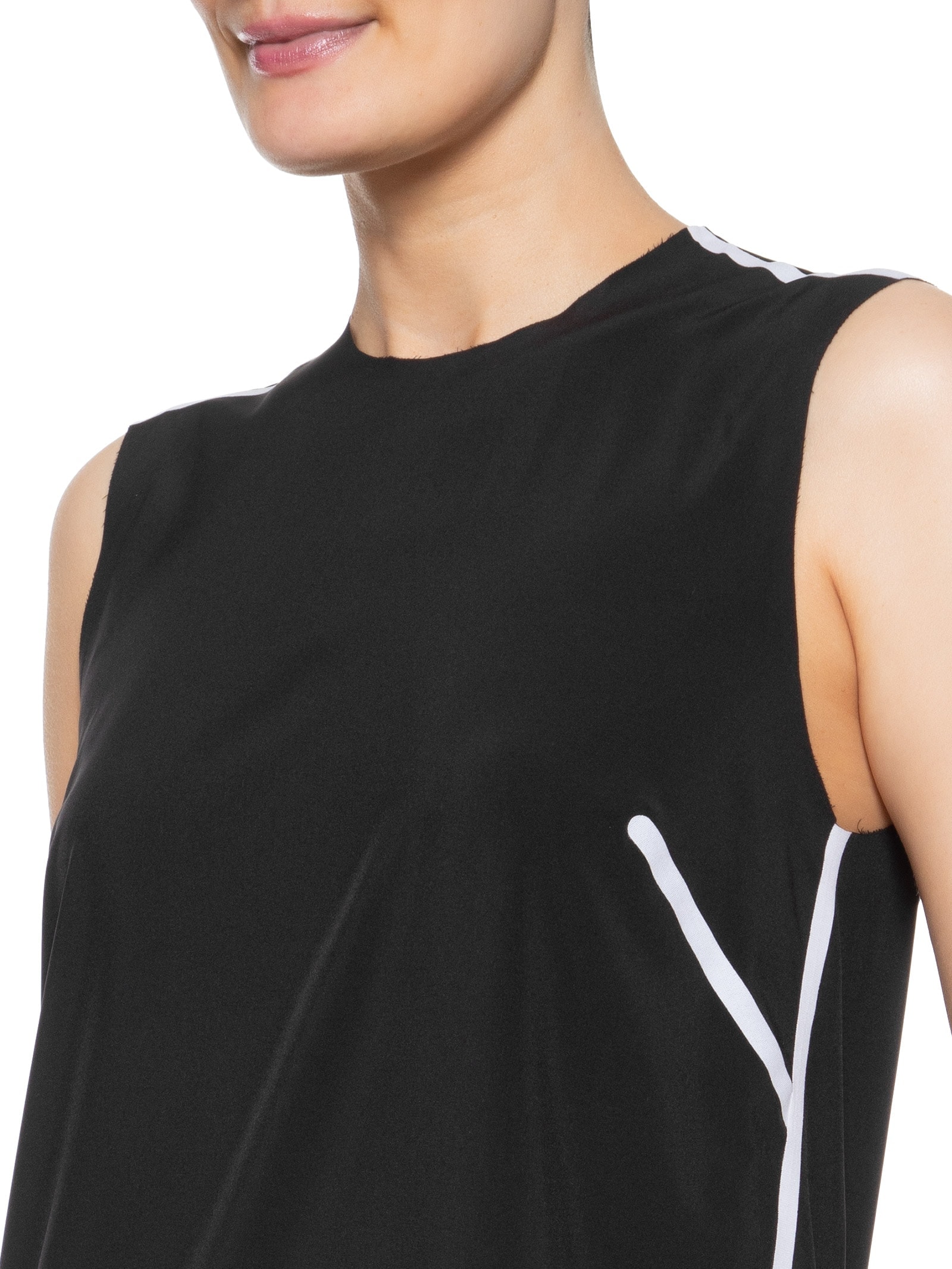 Vestido Curto Superlight Seamless Preto Osklen