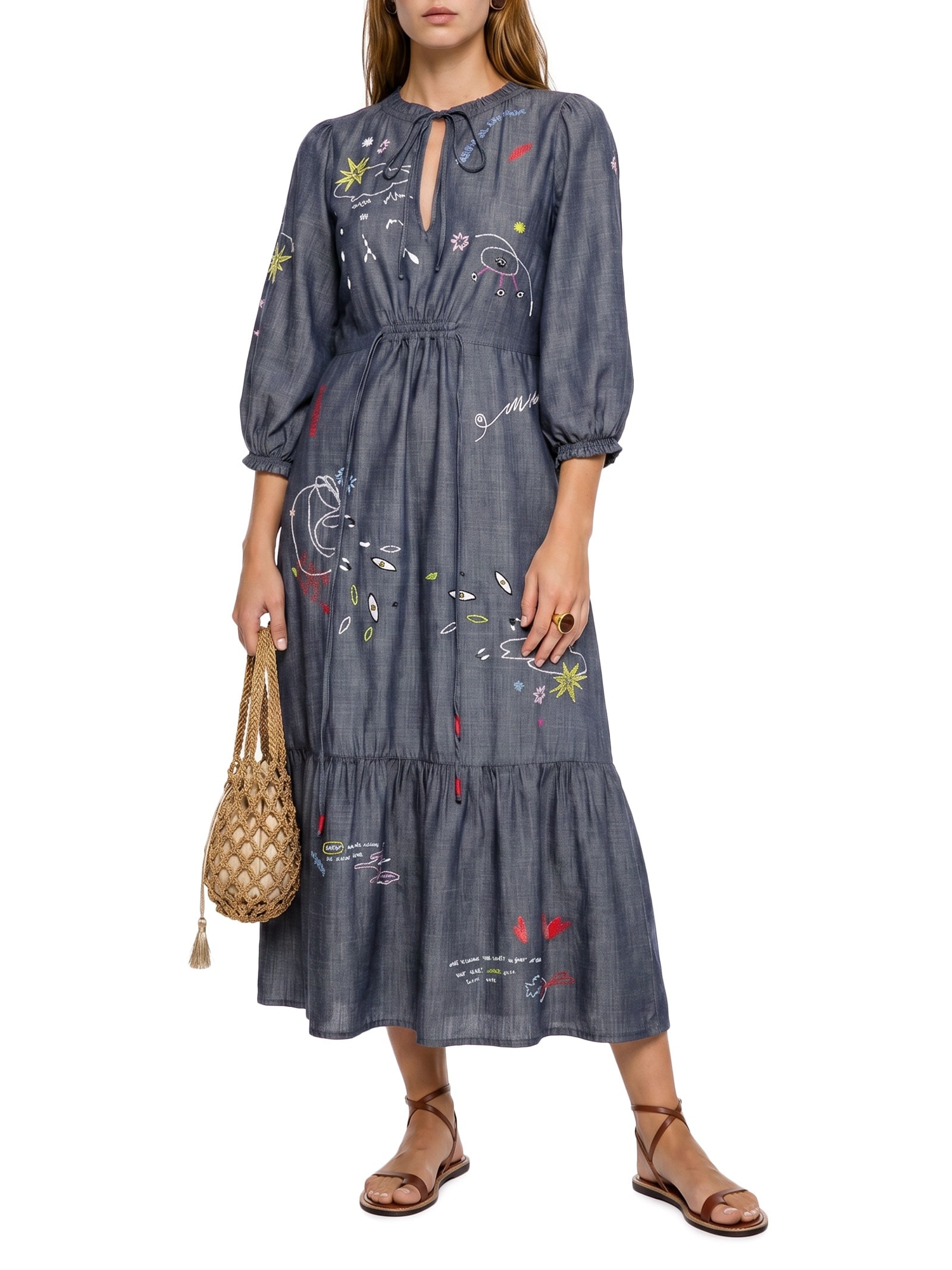 Vestido Jeans Bordado Desrazao Azul Cantão