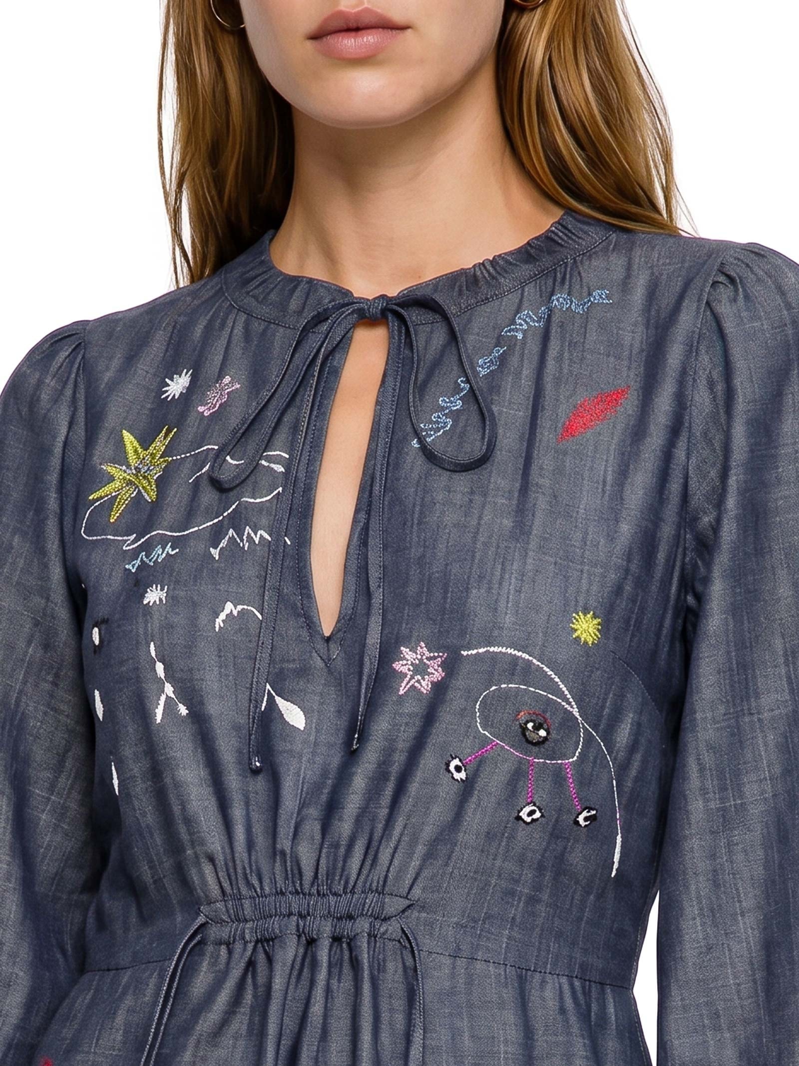 Vestido Jeans Bordado Desrazao Azul Cantão