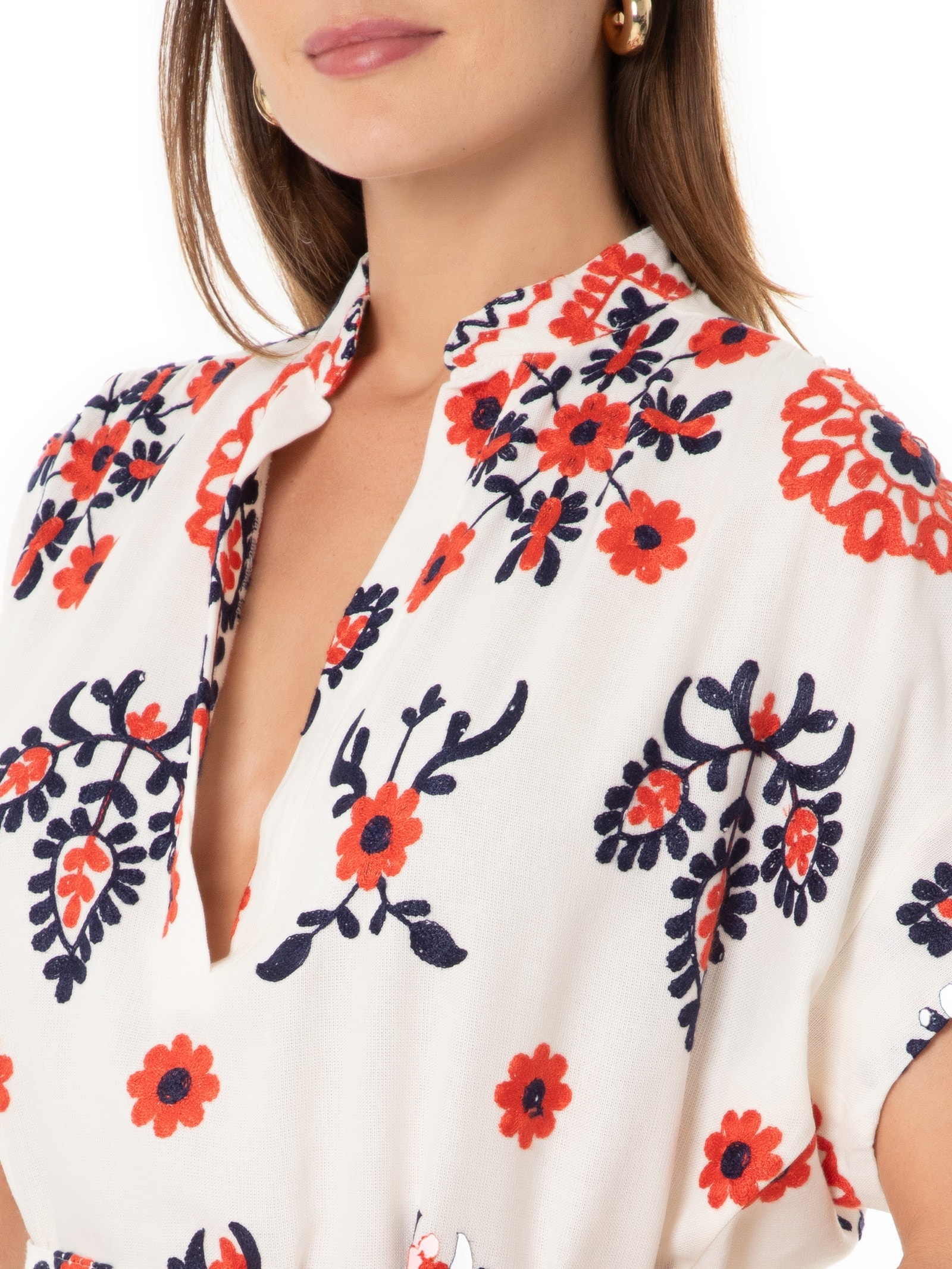 Vestido Linho Bordado Floral Místico Branco Cantão