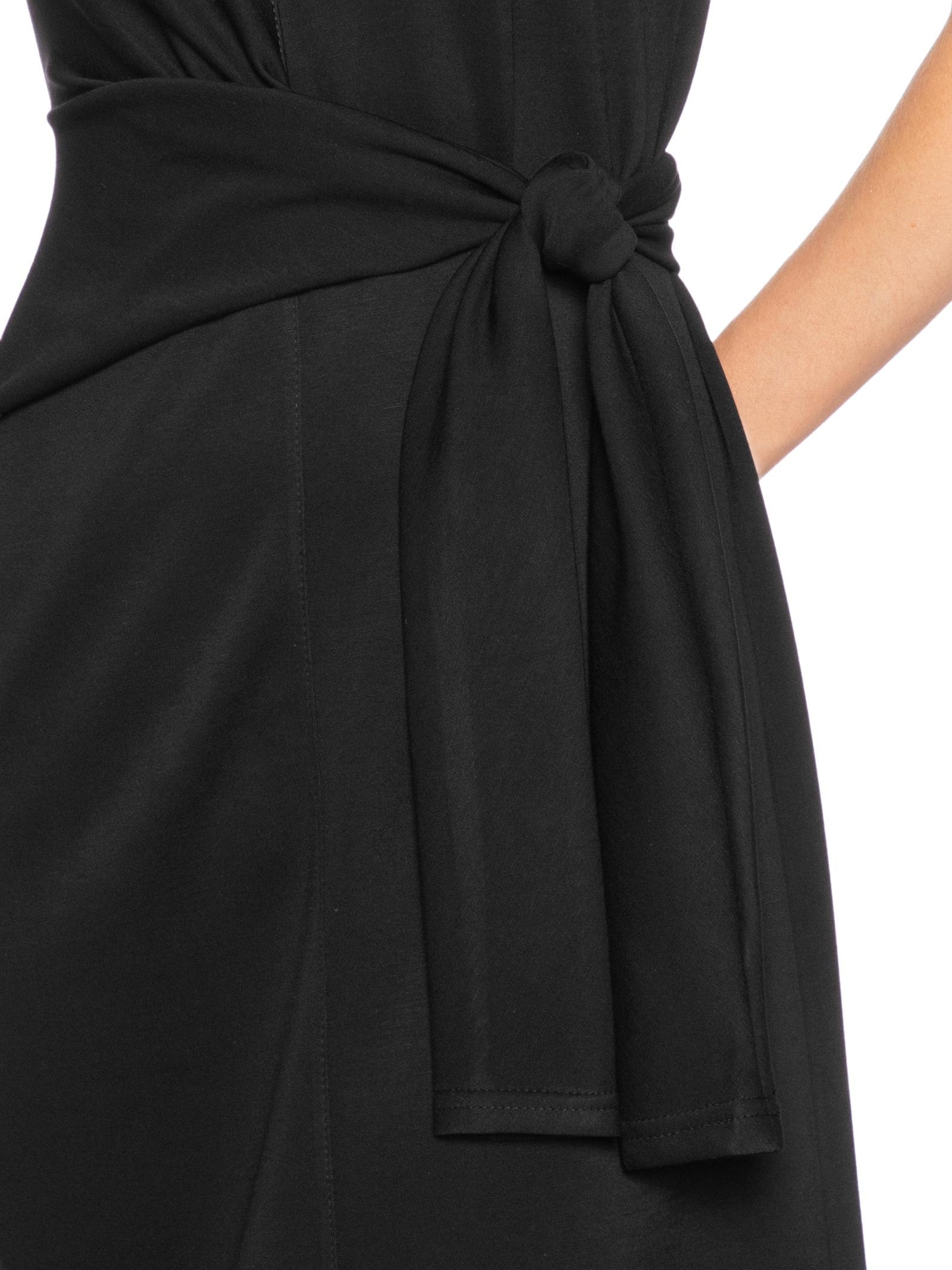 Vestido Manga Curta Com Amarração Preto Basiq