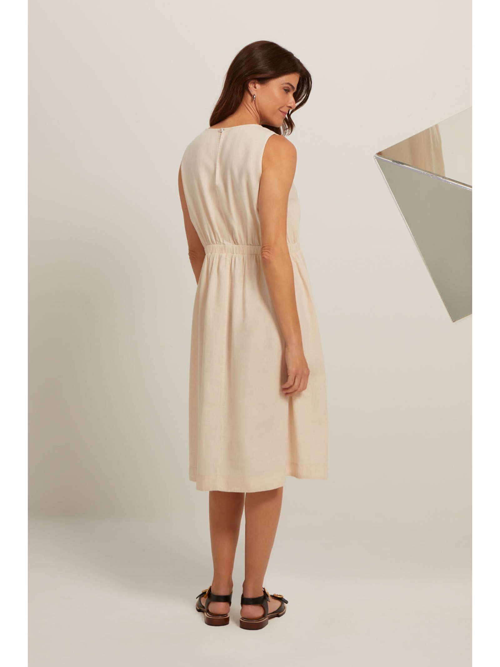 Vestido Midi Bege Linho Matilda Yogini