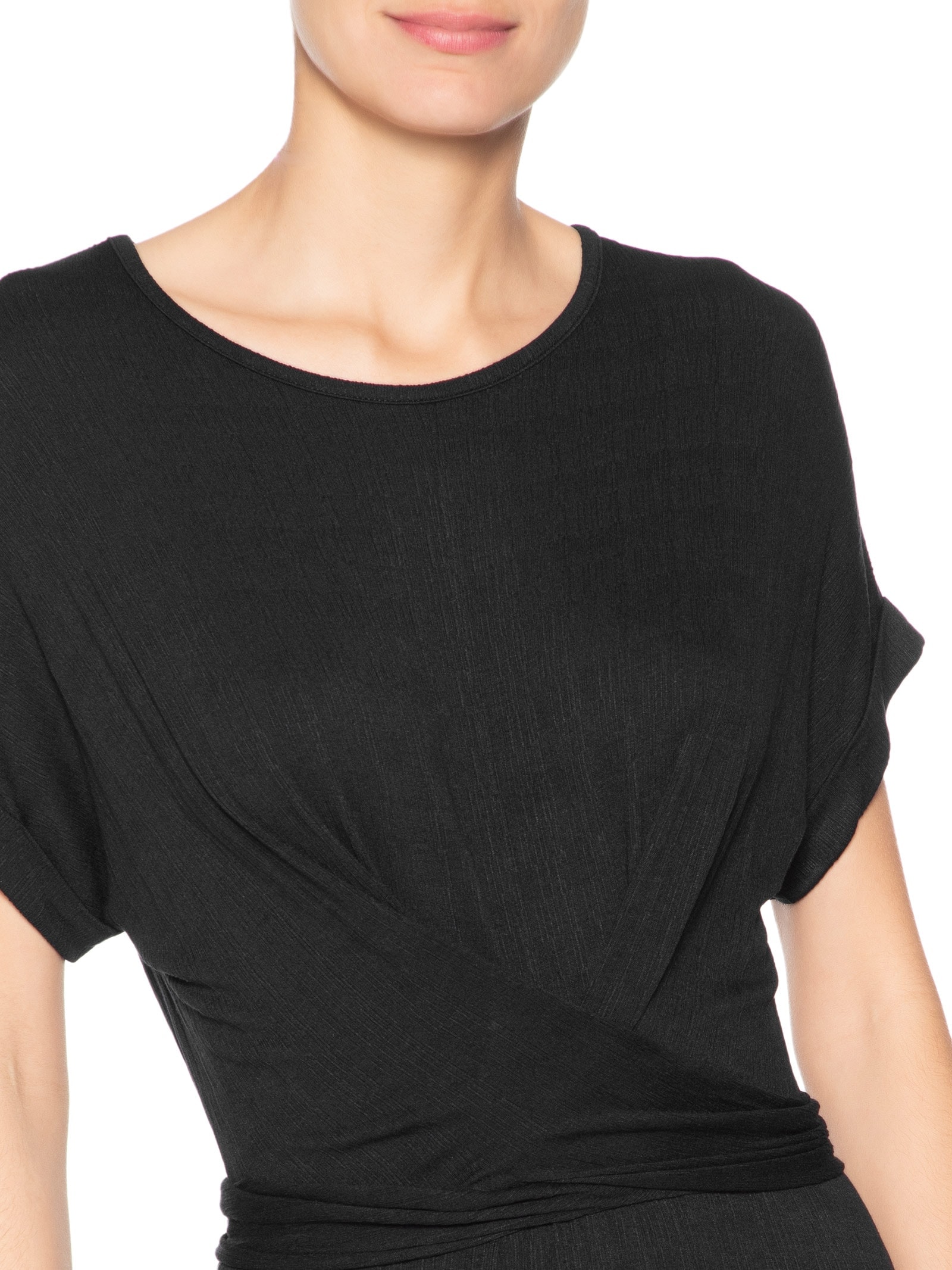 Vestido Midi Manga Morcego Transpassado Preto Basiq