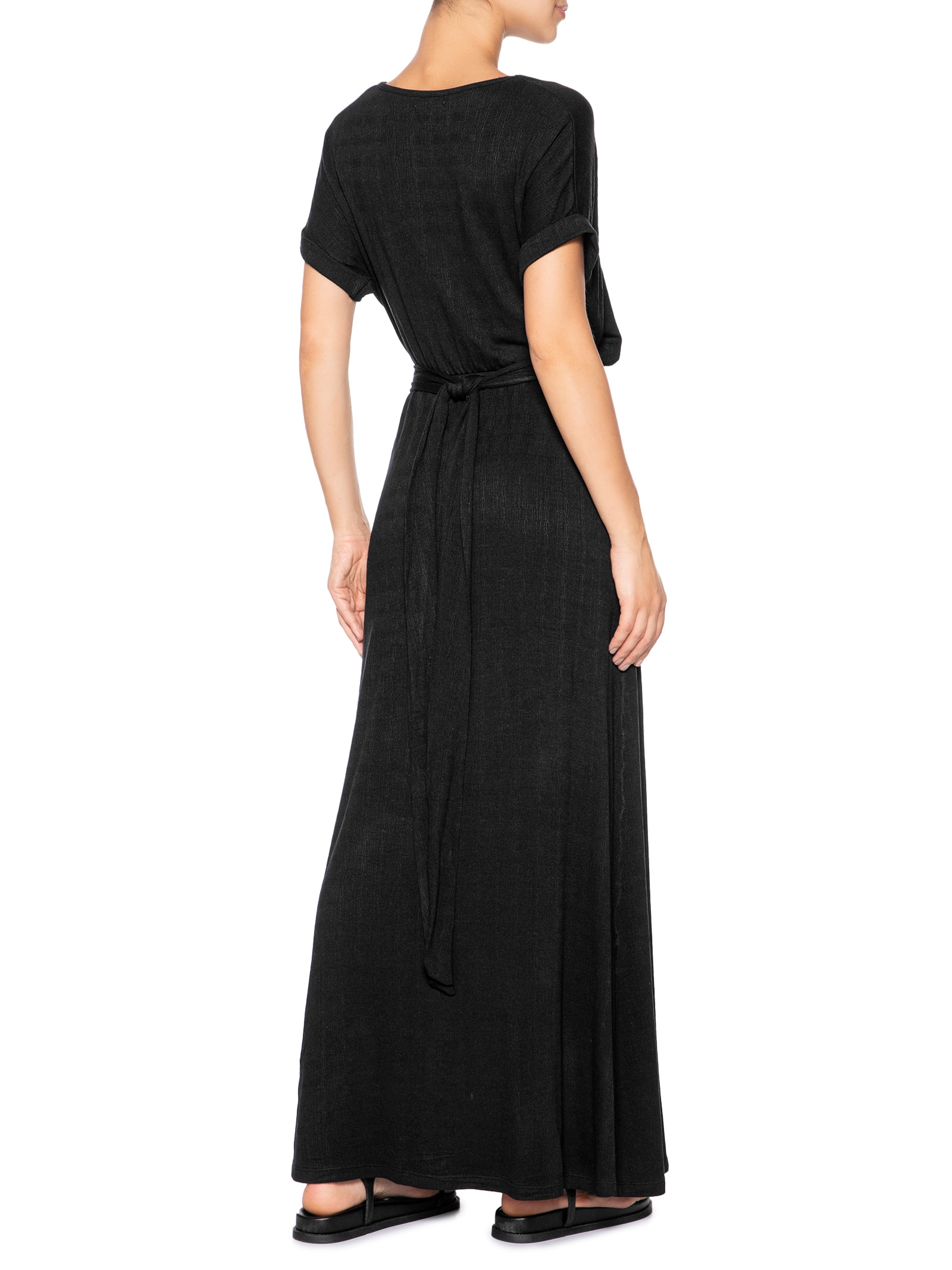 Vestido Midi Manga Morcego Transpassado Preto Basiq