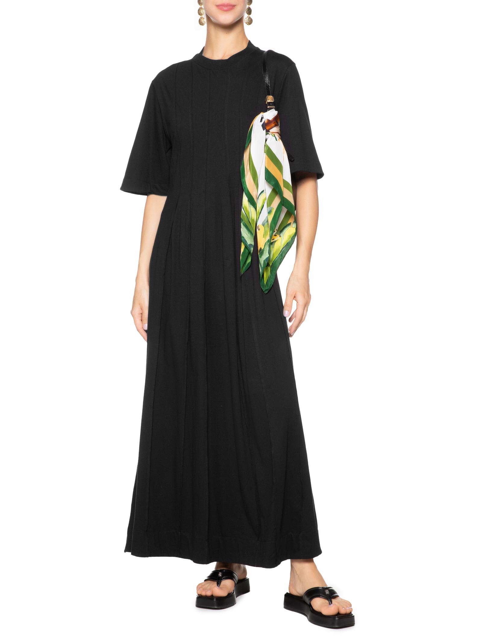 Vestido Pregas T-Shirt Preto Farm