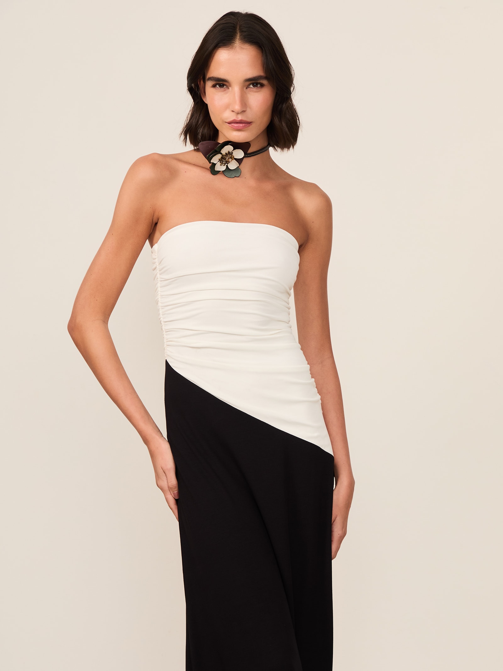 Vestido Recorte P&B Branco Animale