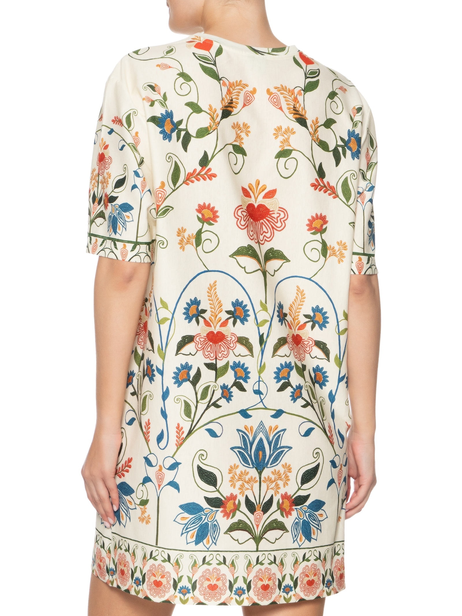 Vestido T-shirt Básico Jardim Beleza Branco Farm