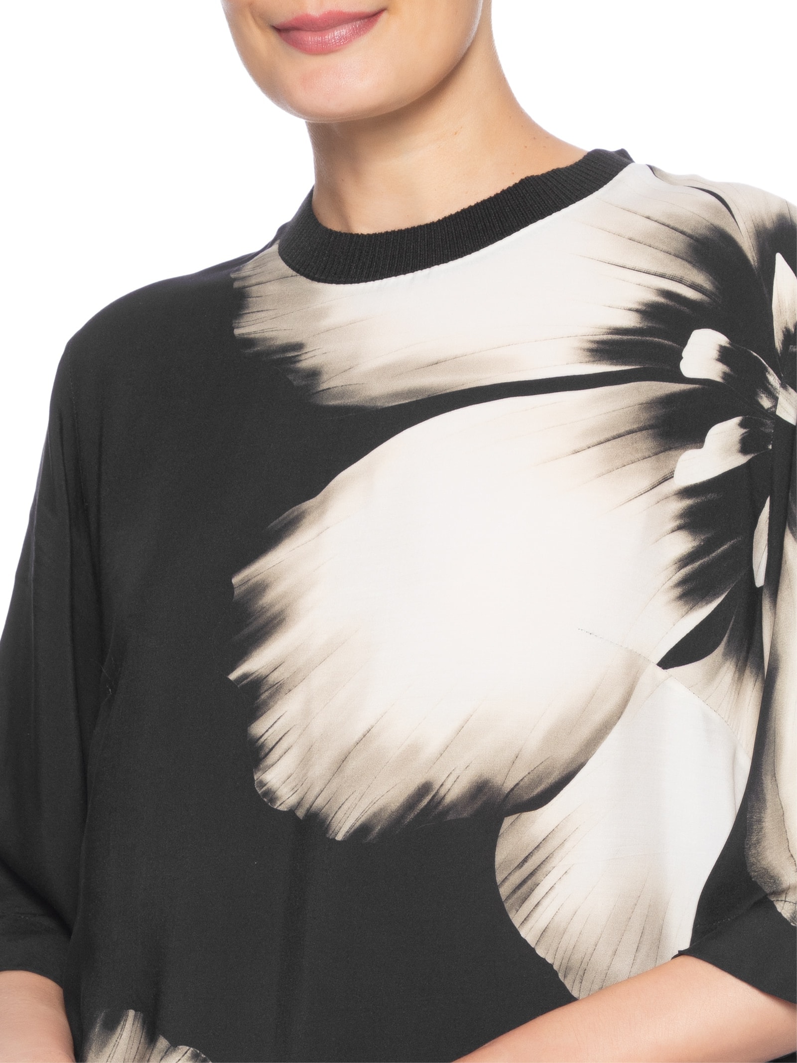Vestido T-Shirt Maya Preto Farm