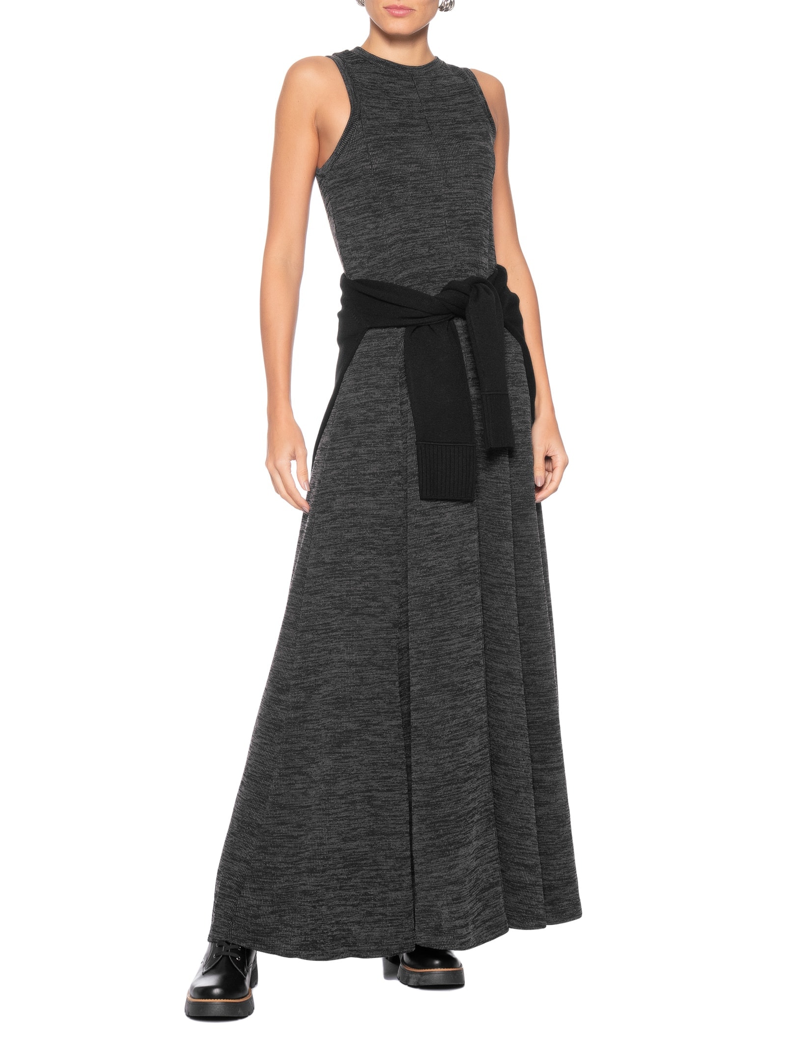 Vestido Texturizado Preto Basiq
