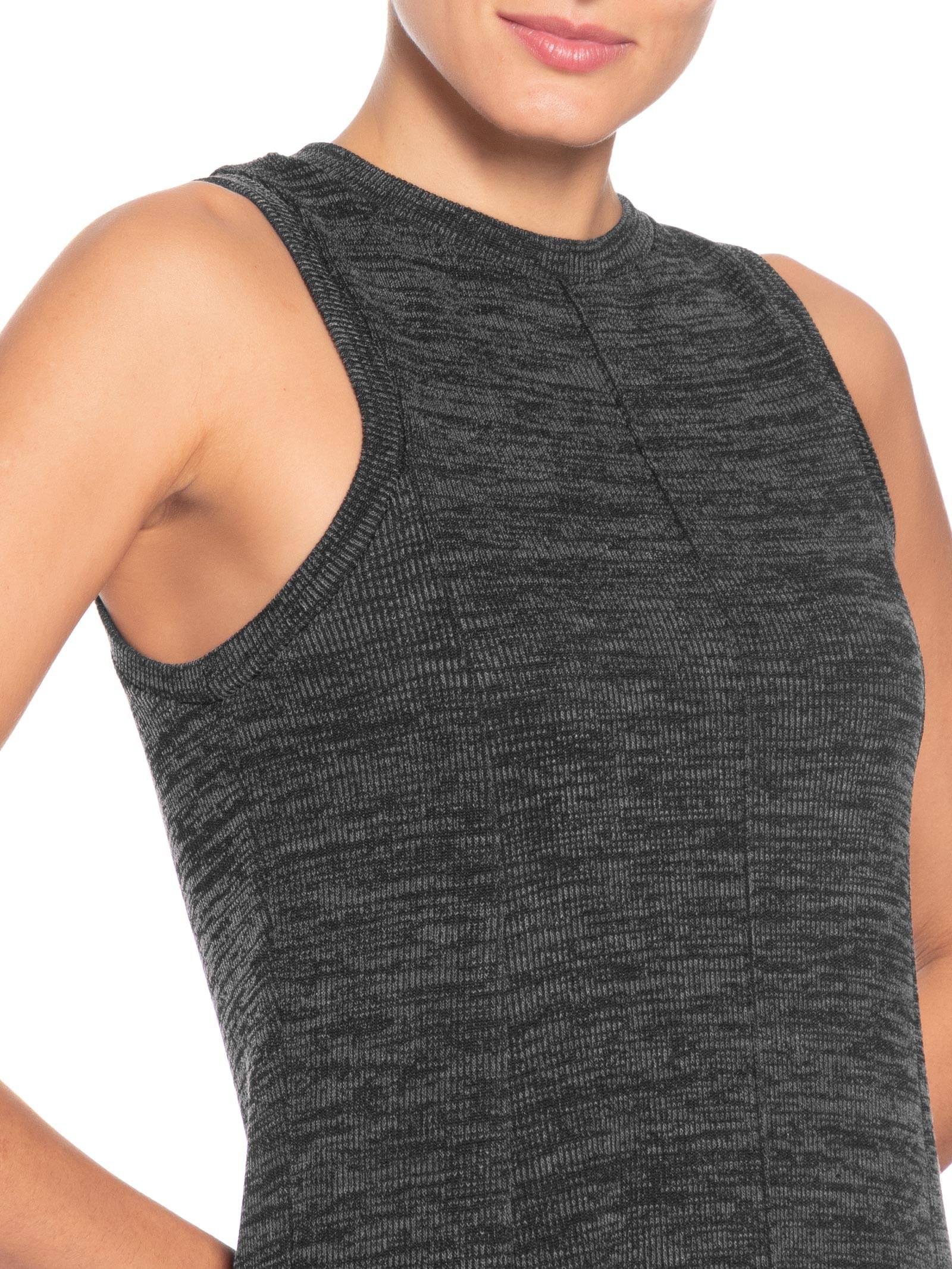 Vestido Texturizado Preto Basiq